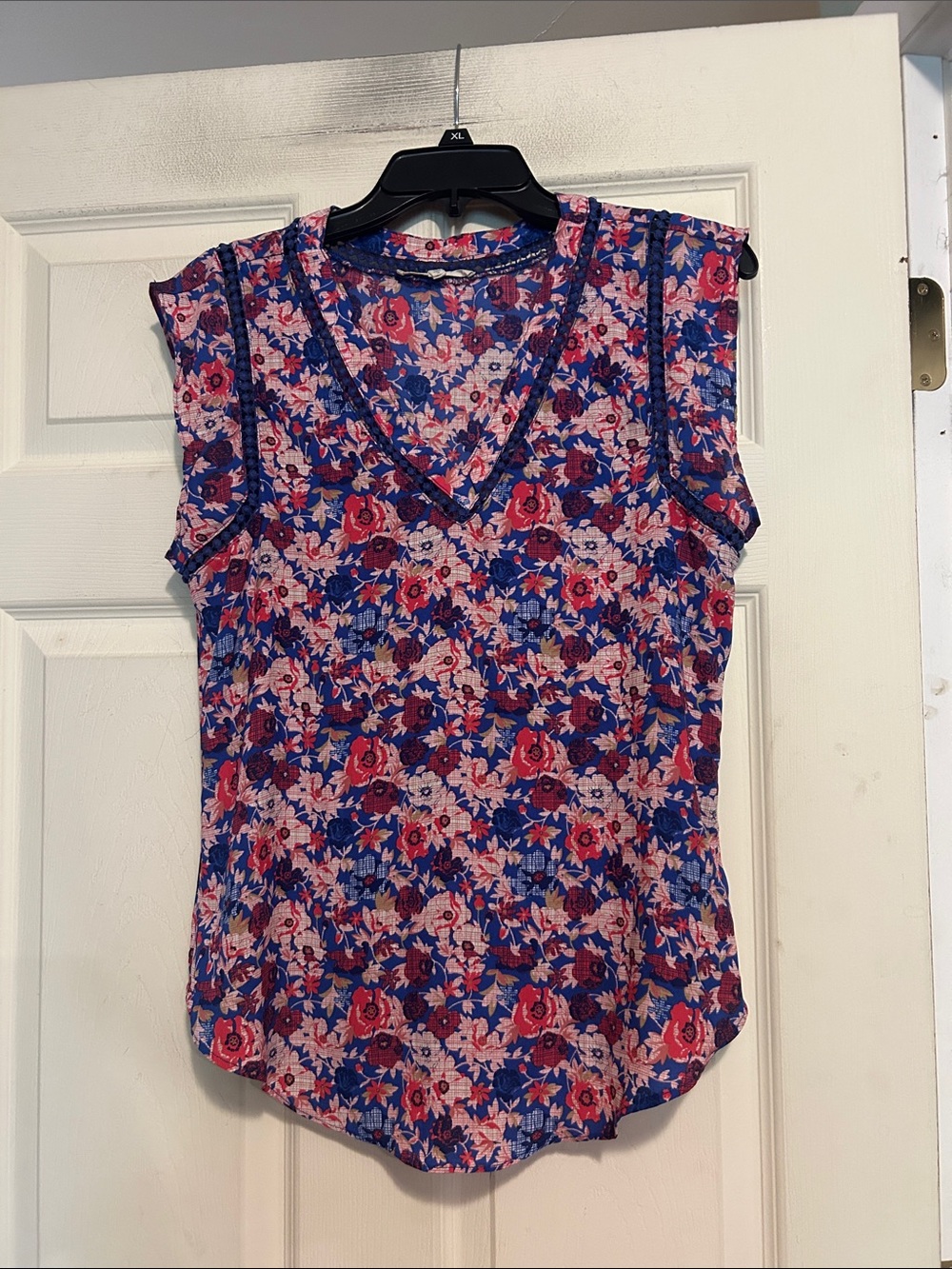 41 Hawthorn Carla Crochet Polyester Floral Blouse Tank Top Size Small